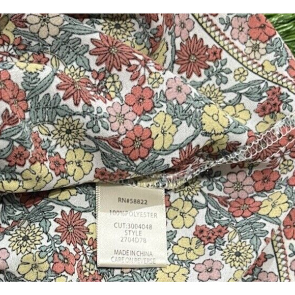 Max Studio Women’s Floral Flutter Sleeve Peplum Blouse Boho Fairy Medium - Picture 8 of 9